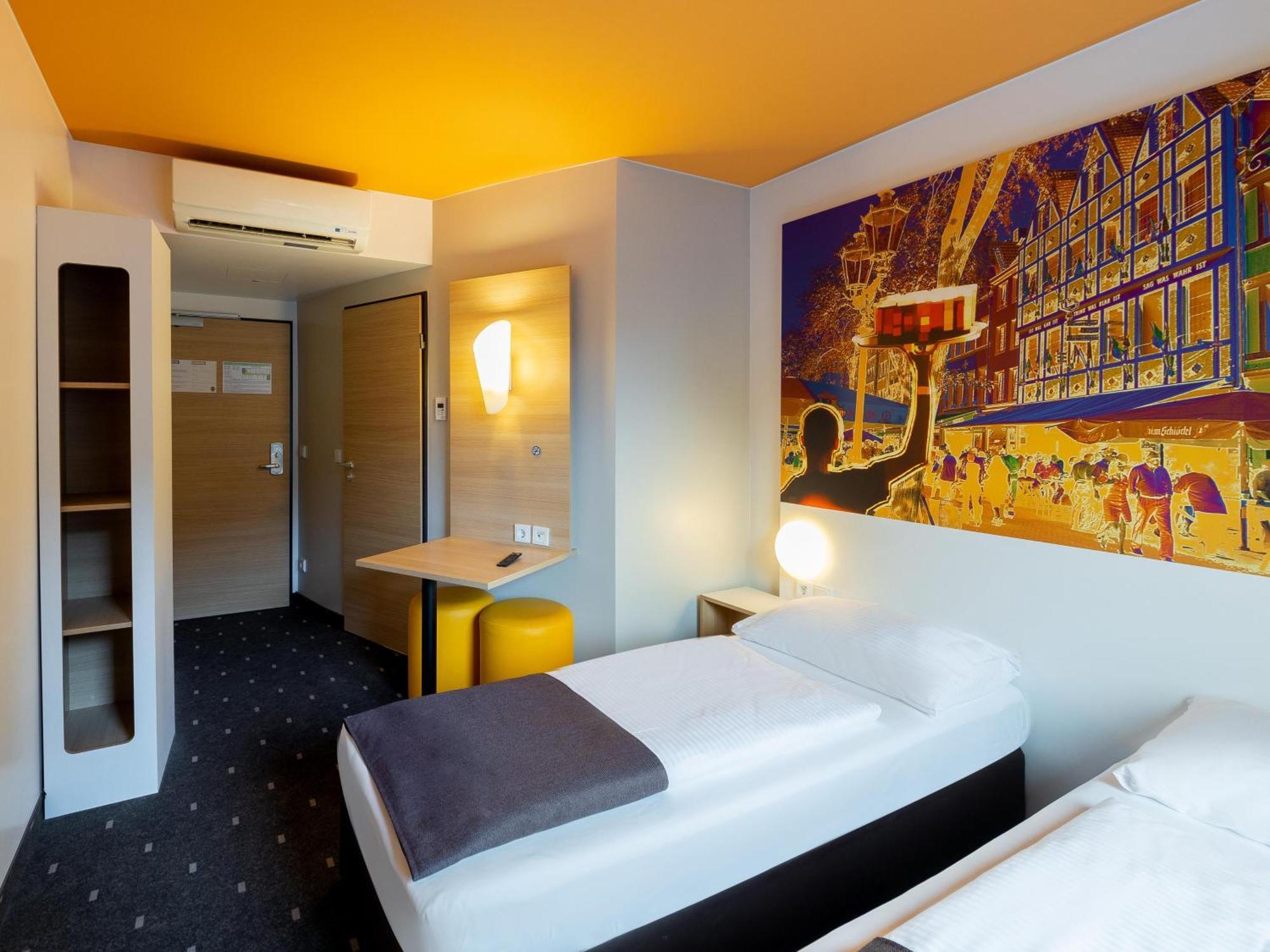 B&B Hotel Düsseldorf-City Exterior foto