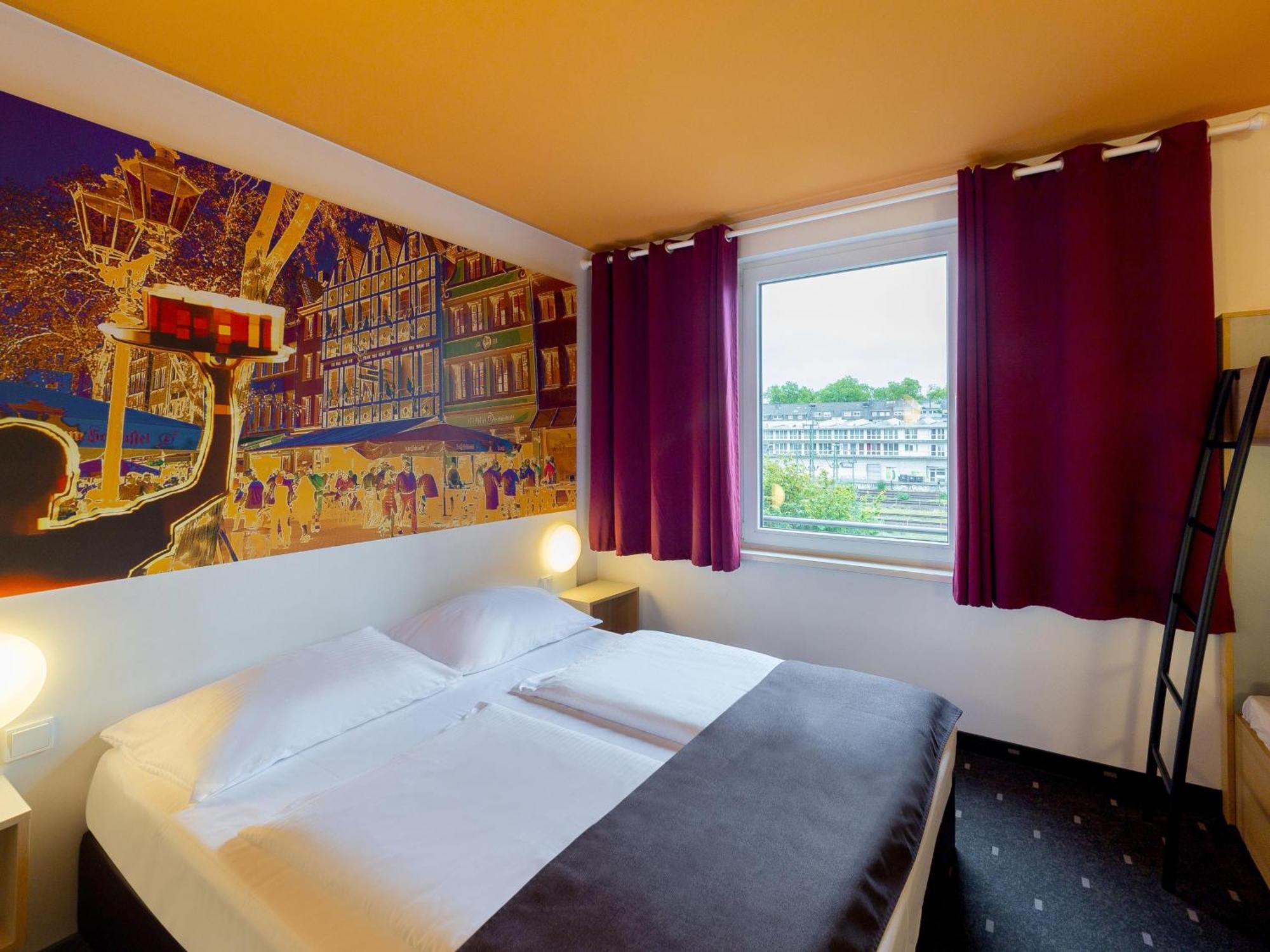 B&B Hotel Düsseldorf-City Exterior foto